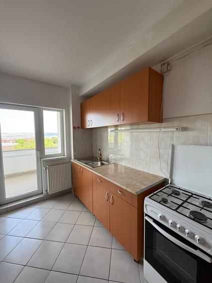 Apartament cu 2 camere decomandat în Zorilor