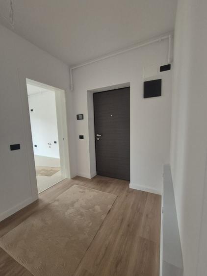 Apartament cu 3 camere decomandat în Theodor Pallady