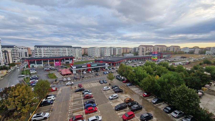 Apartament cu 3 camere decomandat în Militari