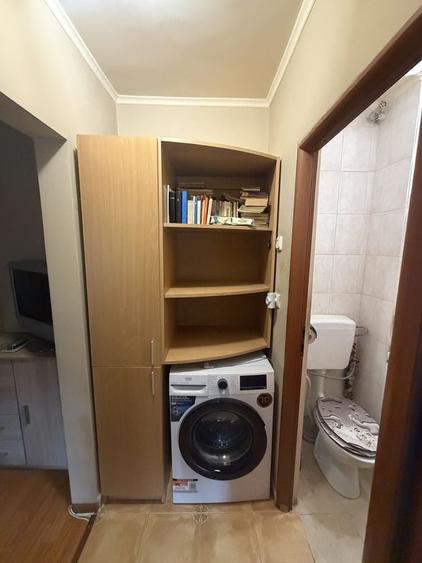 Apartament cu 2 camere decomandat în Exterior Vest