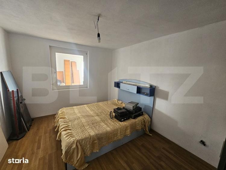 Casă cu 4 camere în Șimnicu de Jos