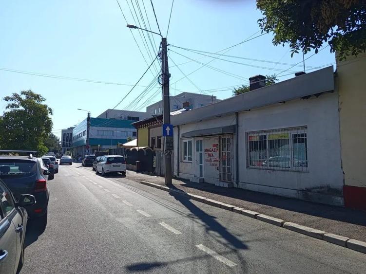 Casă cu 5 camere în Central