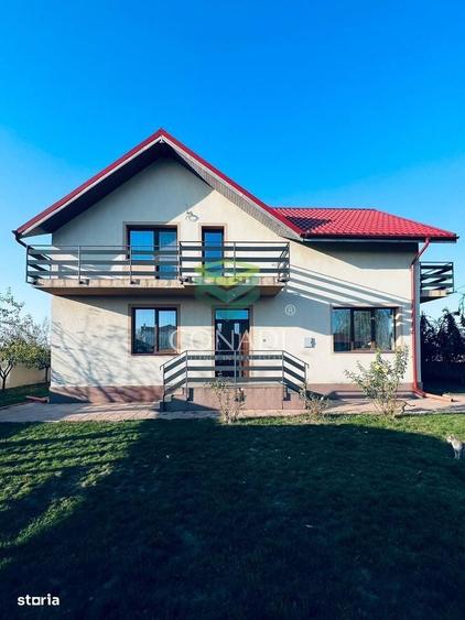 Casă cu 4 camere în Ciolpani