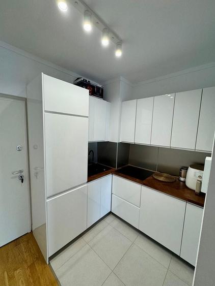 Apartament cu 2 camere semidecomandat, mobilat în Bucureștii Noi
