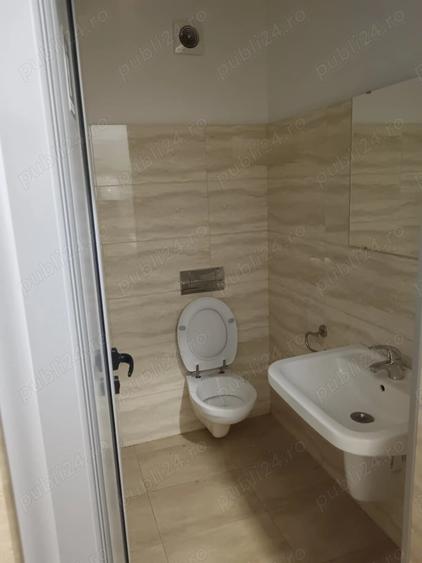 Spațiu comercial, de 239 mp, în Central