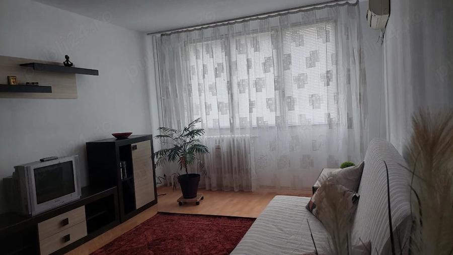 Apartament cu 2 camere decomandat în Drumul Taberei