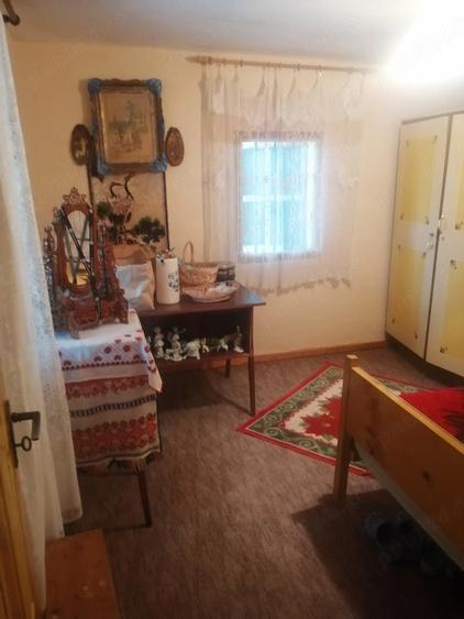 Casă cu 3 camere cu Teren 5000 Mp în Dienci