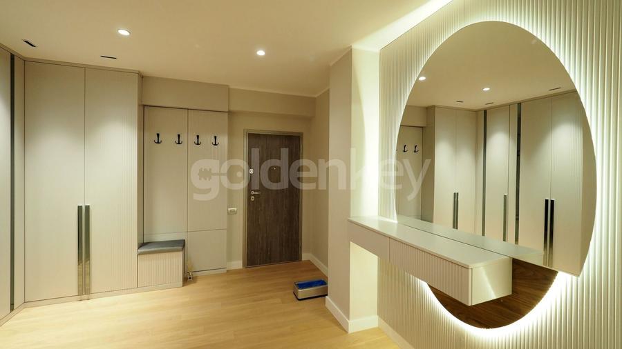 Apartament cu 4 camere decomandat, mobilat în Herăstrău