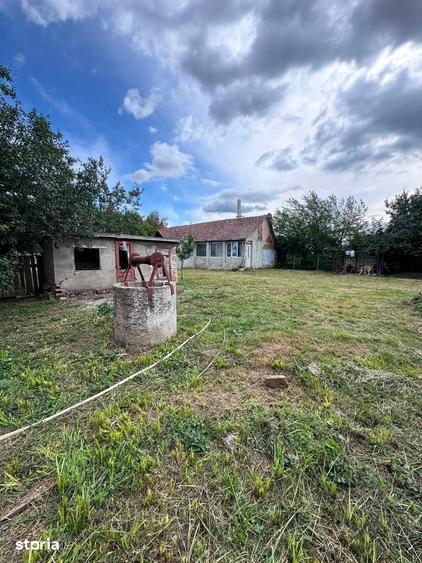 Casa de vanzare - Teren generos - Tarnaveni - 8