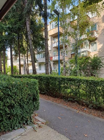 Apartament cu 2 camere decomandat în Centrul Civic