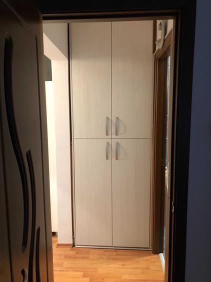 Apartament cu 2 camere decomandat în Rovine