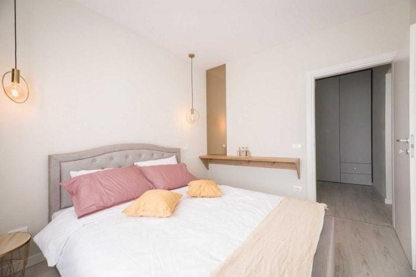 Apartament cu 2 camere semidecomandat, mobilat în Mihai Bravu