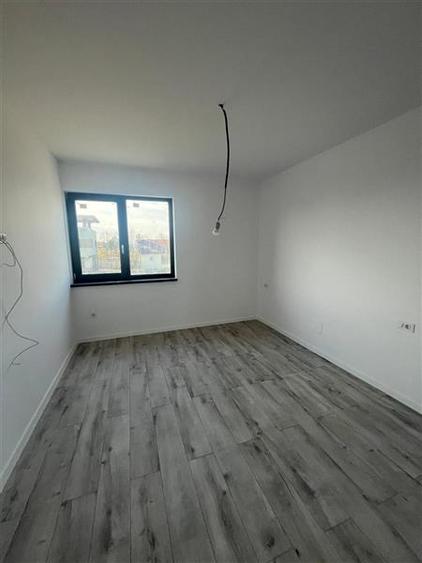 Casă individuală cu 3 camere cu Teren 270 Mp în Vânători