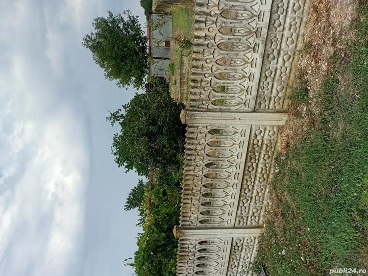 Teren de 2400 mp, în Brădești