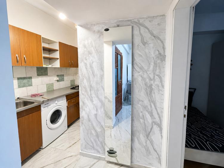 Apartament cu 2 camere semidecomandat, mobilat în Lipovei