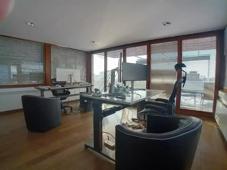 Duplex cu rooftop de 80 mp în Dorobanți, 6 camere - 6