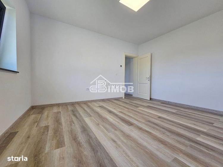 Spațiu comercial, de 280 mp, în Valea