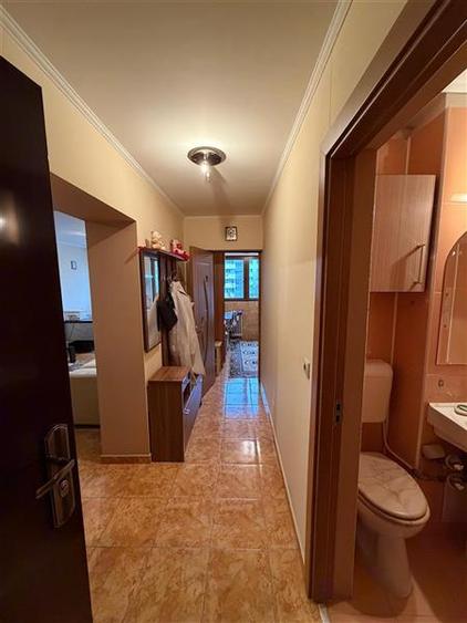Apartament cu 2 camere decomandat în Obor