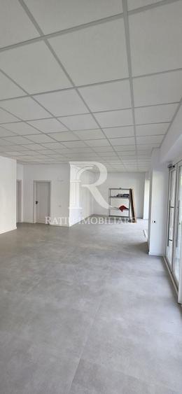 Spațiu comercial, de 84 mp, în Iosia