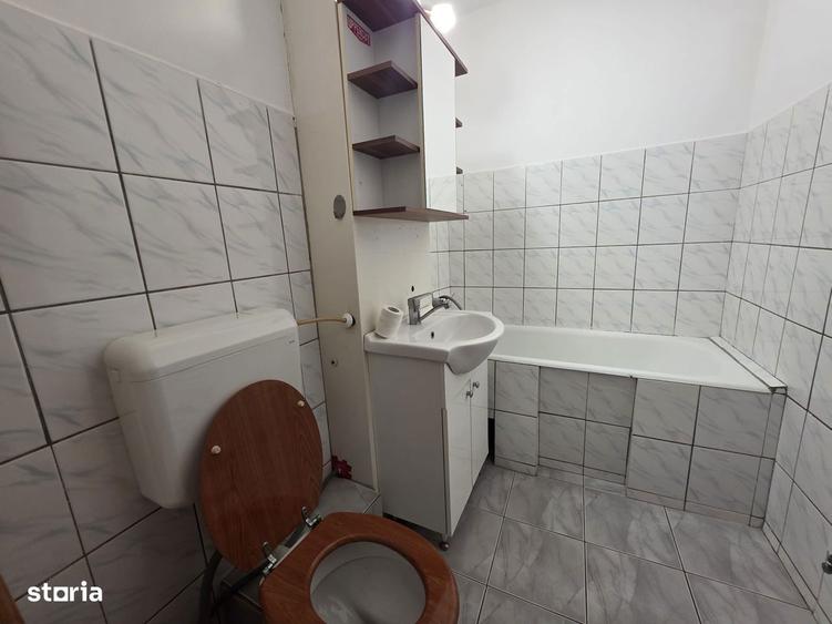 Garsonieră decomandată în Astra