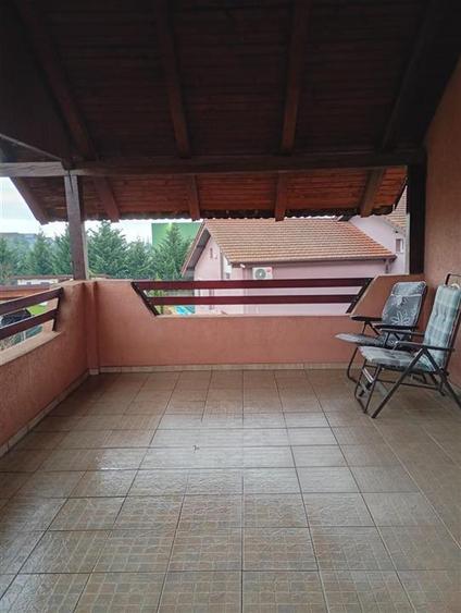 Casă cu 5 camere cu Teren 290 Mp în Oncea