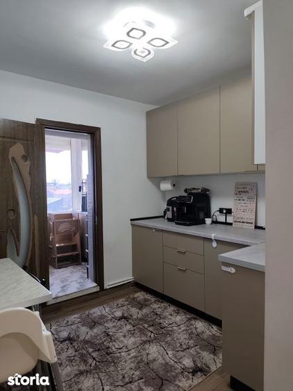 Apartament cu 3 camere decomandat, mobilat în Inel I