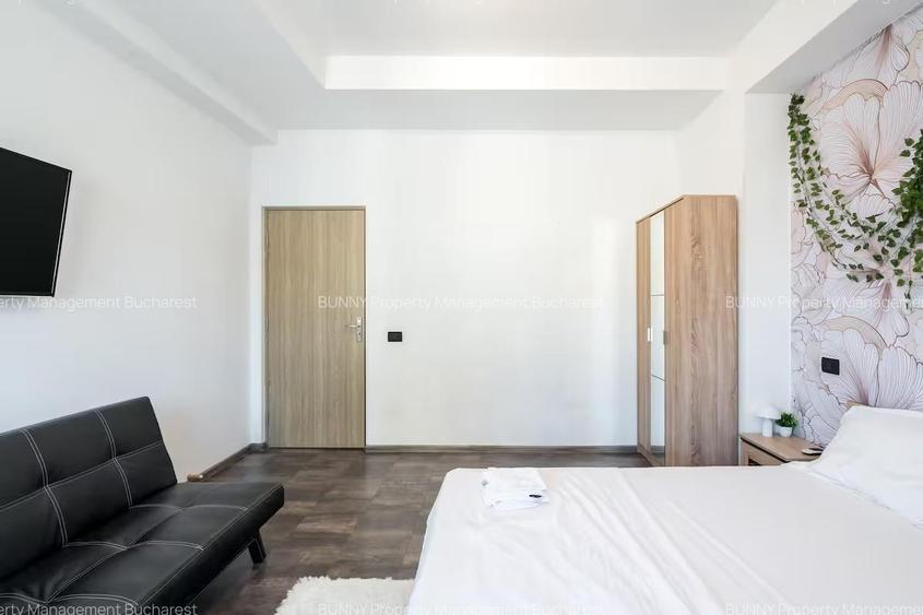 Apartament cu 3 camere semidecomandat, mobilat în Unirii — fotografia 2