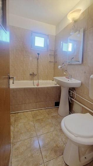 Apartament cu 3 camere semidecomandat, mobilat în Astra