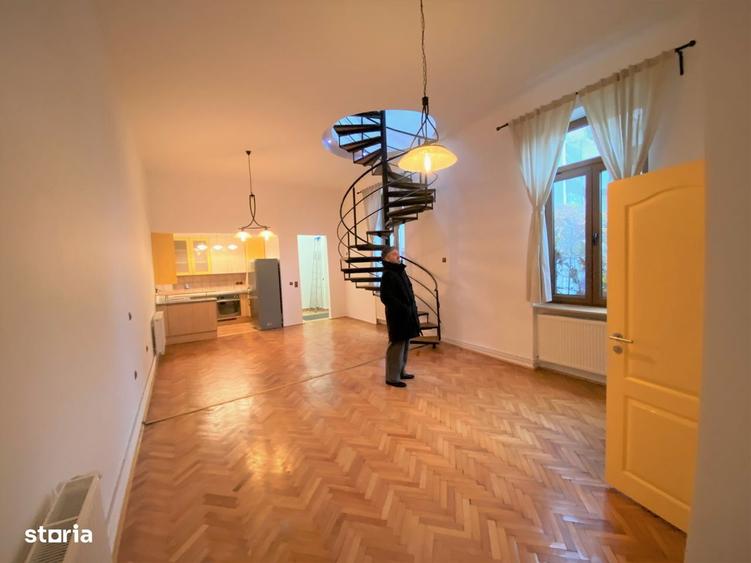 Apartament cu 3 camere decomandat în Exterior Vest