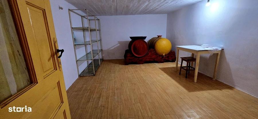 Casă cu 4 camere în Voinești