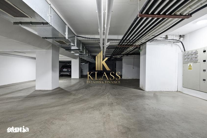 Apartament cu 3 camere semidecomandat în Gara de Nord