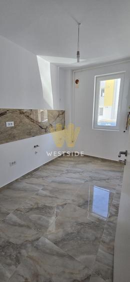 Apartament cu 2 camere decomandat în Girocului