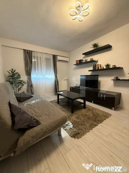 Apartament cu 2 camere semidecomandat în Democrației