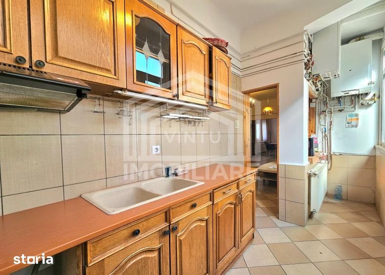 Apartament cu 4 camere în Moșilor