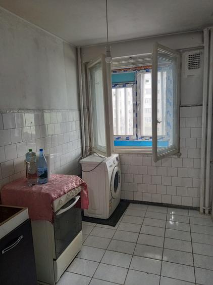 Ștefan cel Mare Metrou, Dinamo, 55mp, semidec .necesită renovare Cash - 10