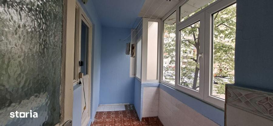 Apartament cu 2 camere decomandat în Micro 17