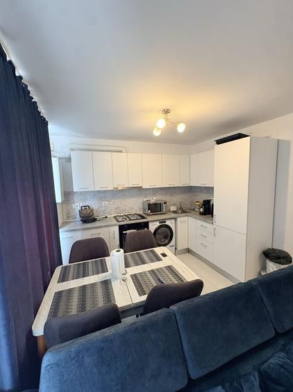 Apartament cu 2 camere decomandat în Eremia