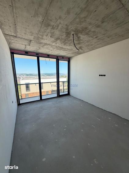 Casă cu 4 camere cu Teren 225 Mp în Europa