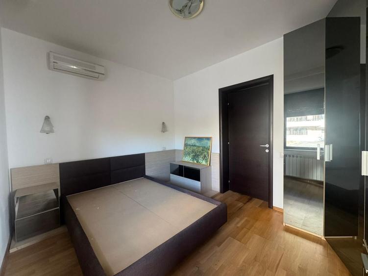 Apartament cu 2 camere semidecomandat, mobilat în Băneasa