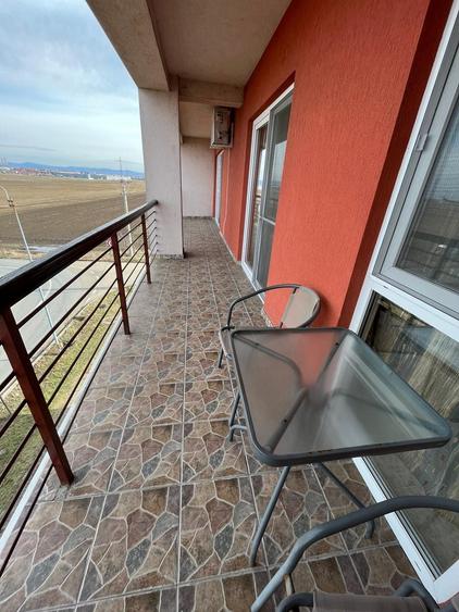 Apartament cu 3 camere decomandat în Micălaca