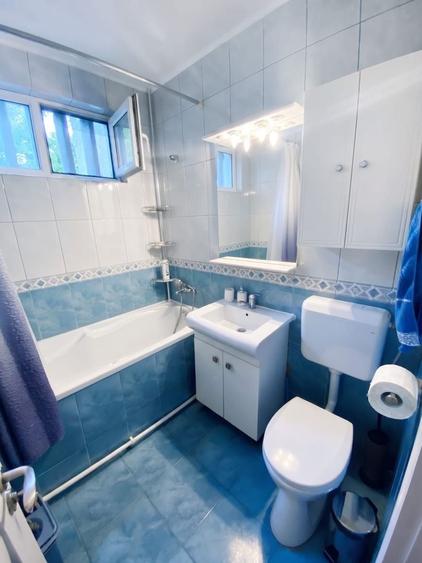 Apartament cu 3 camere în Tomis I