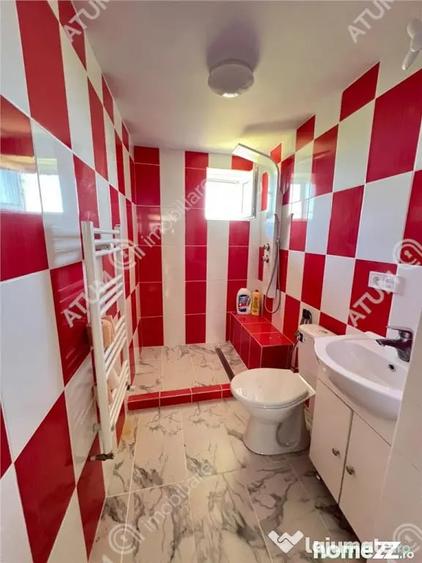 Casă cu 3 camere cu Teren 297 Mp în Poplaca