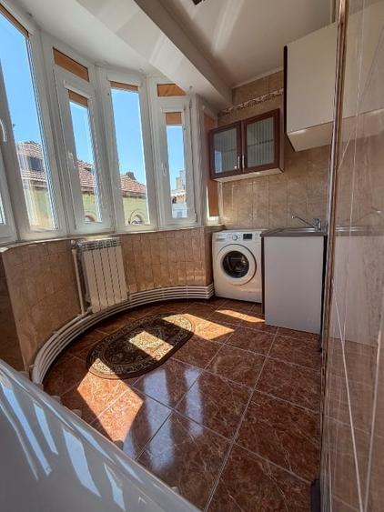 Apartament cu 2 camere semidecomandat, mobilat în P-ța Ovidiu