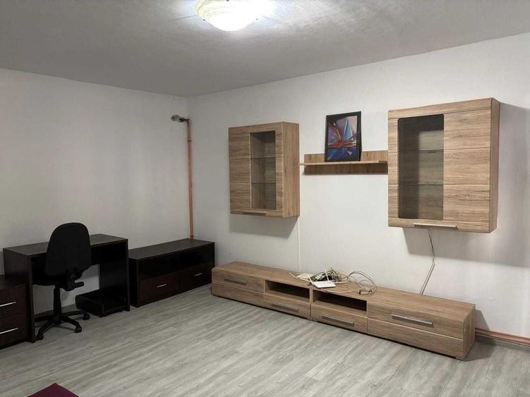 Apartament cu 2 camere decomandat, mobilat în Fundeni