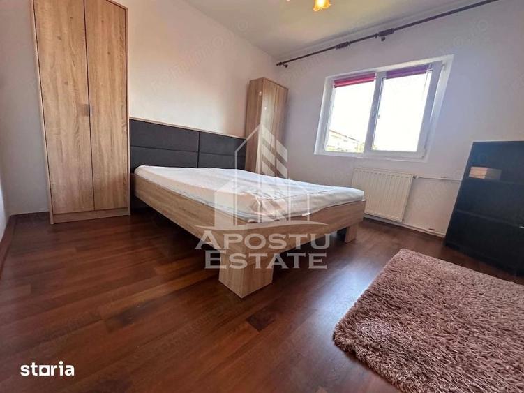 Apartament cu 2 camere decomandat în Lipovei