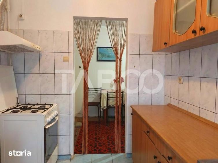 Apartament cu 2 camere decomandat, mobilat în Central
