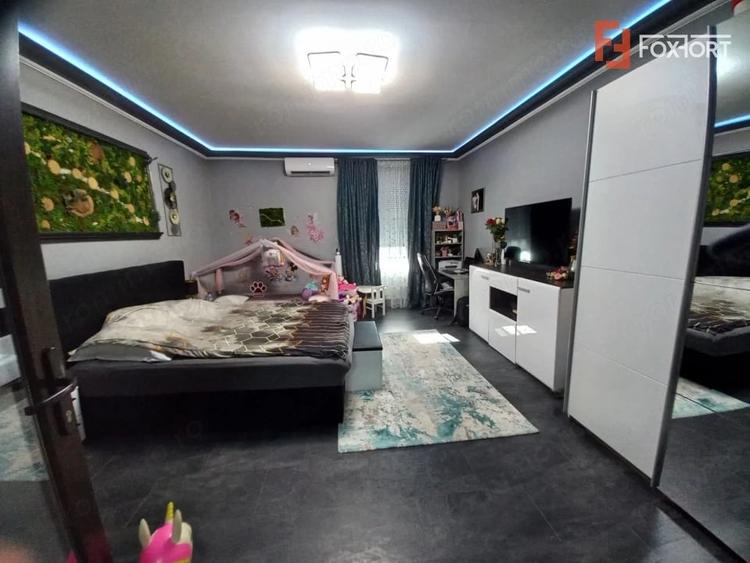 Apartament cu 2 camere nedecomandat în Take Ionescu