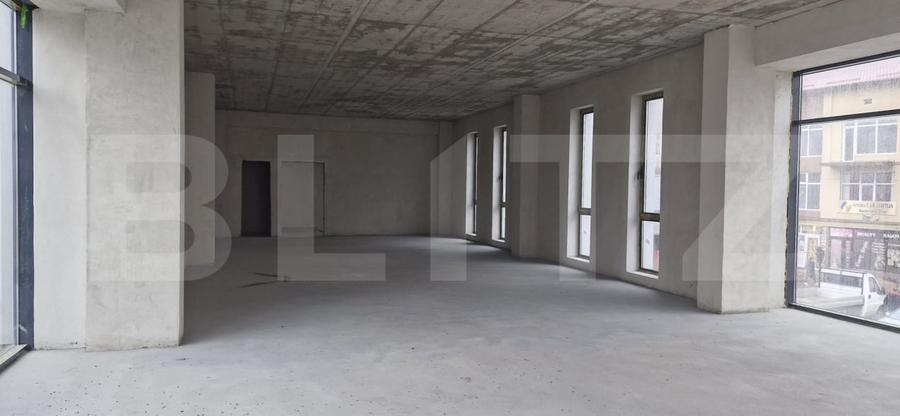Spațiu comercial, de 150 mp, în Titu