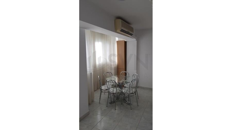 Apartament cu 3 camere semidecomandat, mobilat în Dorobanți