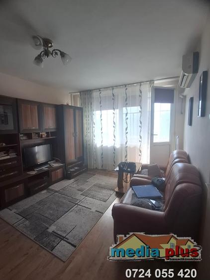 Apartament cu 2 camere semidecomandat în Țiglina 1